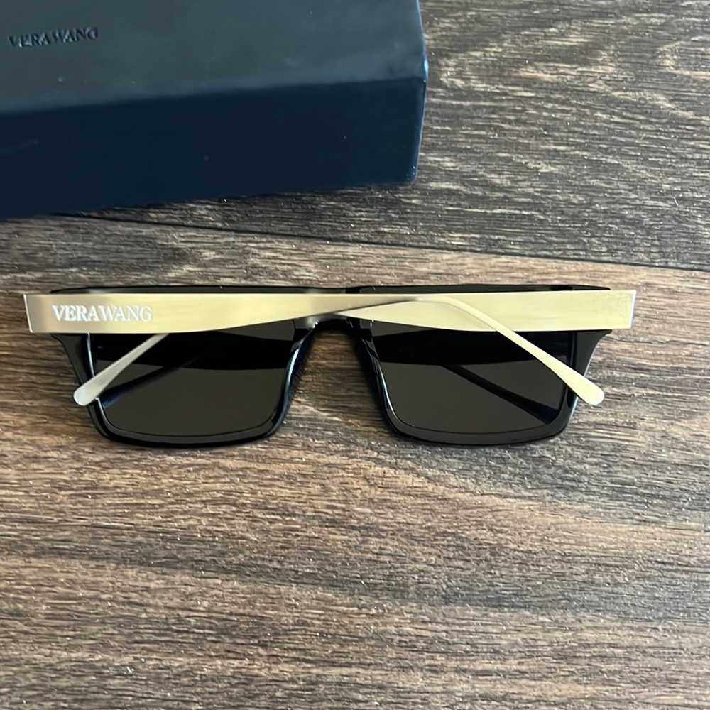 Vera Wang Aviva Sunglasses - Picture 2 of 4